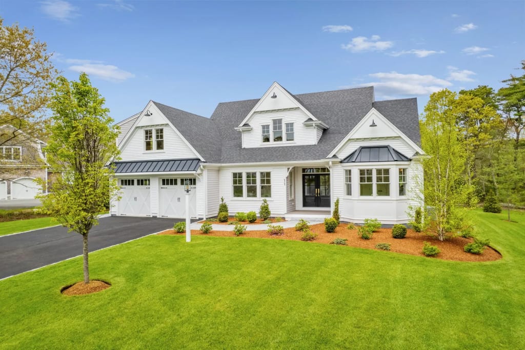 Explore Luxury Communities inception-app-prod/ODkzZWM5M2YtMTI0Ny00ZGY5LWEzNzMtNTIzMDlkOTU0Nzgw/content/2026/06/c8b380cf3b41d11b26133cd667bcc8c447200aa0.webp