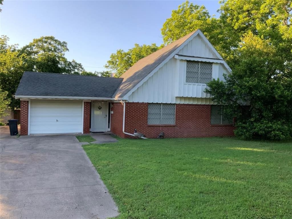 211 N Karl Cayton St Groesbeck, TX 76642 inception-app-prod/ZTBjMjU3YTYtM2E4OS00YmI0LWJmNzYtMzRjYWQyMGY5NWUx/content/2021/10/598c82d453647a4f6c11d2ec1e8824b00adf2206.png