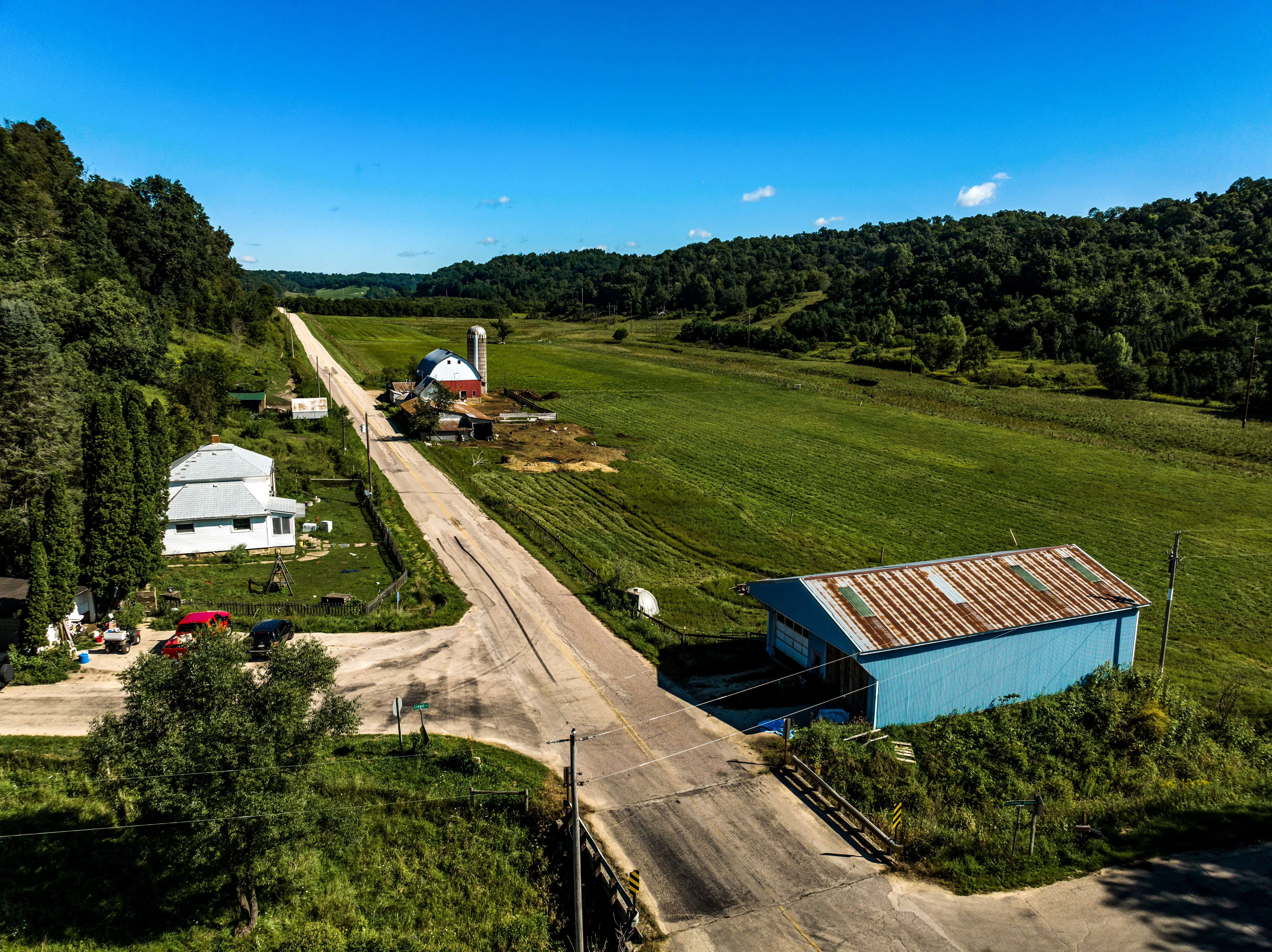 22990 County Road Z, Richland Center, WI - SOLD inception-app-prod/YmQ4NzM1NTEtZjQxNS00MzlmLTk5ZGItM2M1YmQ3ZTE2Zjk0/content/2022/09/24831b2d21640148bd9f59681aaecd28624a820b.jpg