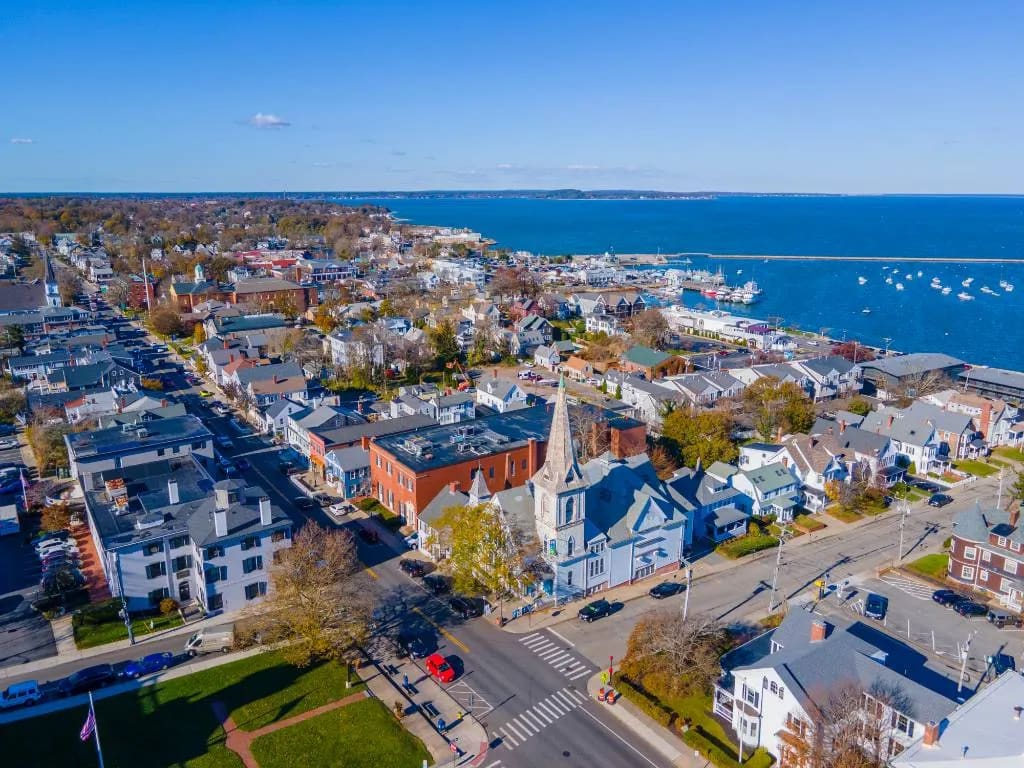 <p>PLYMOUTH COUNTY</p> inception-app-prod/ZGZiNGRhOGYtYWIzZi00NDFjLTliZDktYjRhNzJjNDJjYzM4/content/2025/08/ca1708b591cb1aaecd6cf5efcb7d777e4e6c528b.webp