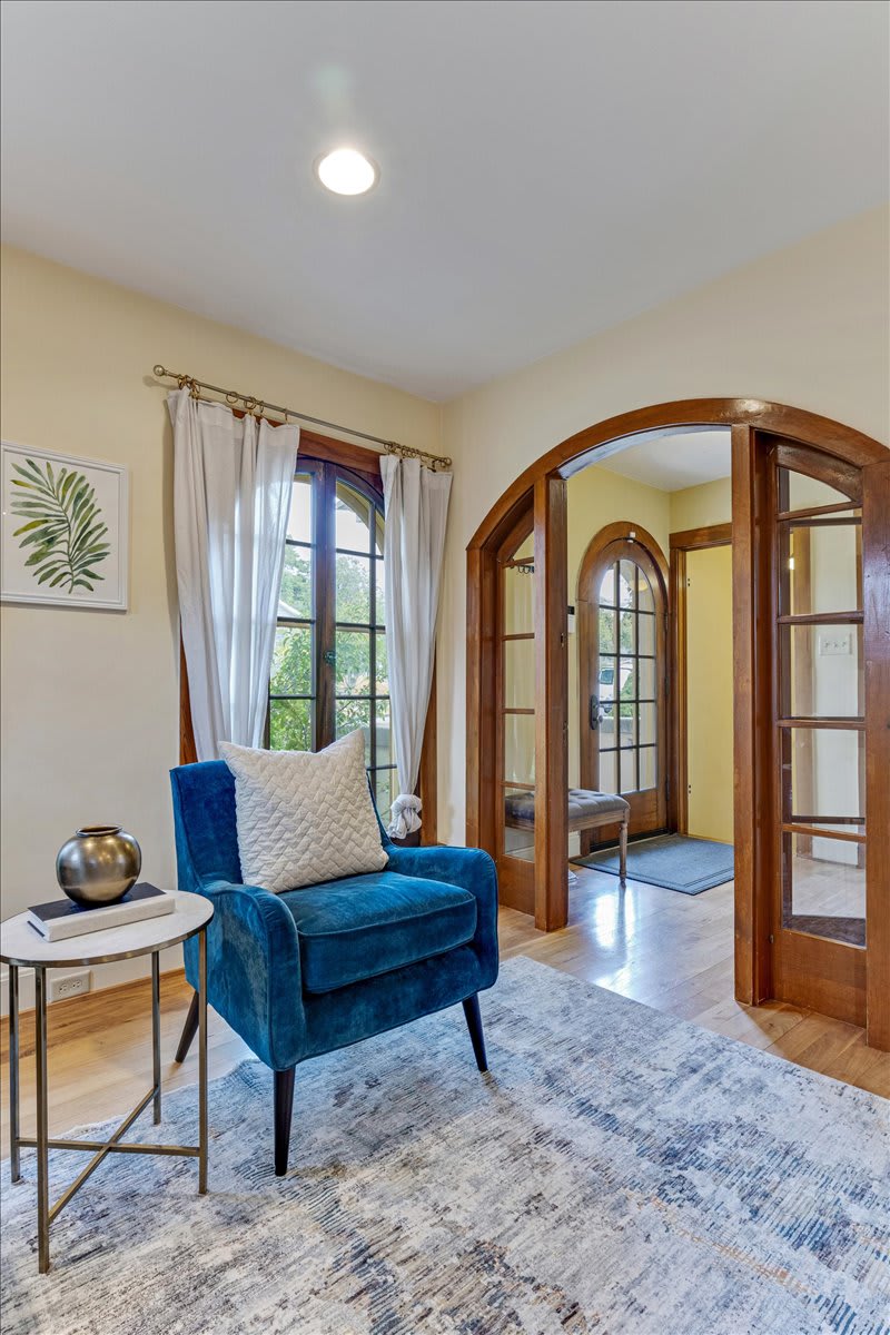 1456 E 1300 S | $799,000 inception-app-prod/ZjZiZmM3MTAtMGIxOS00NGY2LWJhOGYtOWM4NWZiNDRhOTcy/content/2022/09/5ab1414cc73a173c76bae5063e730f1bff113ff4.jpg